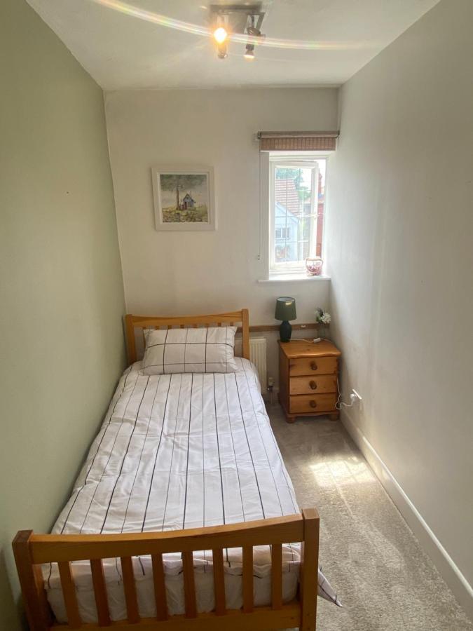 Bittern With Free Parking & Parking For Cruise Available, Full Access To Kitchen In Séjour chez l'habitant *